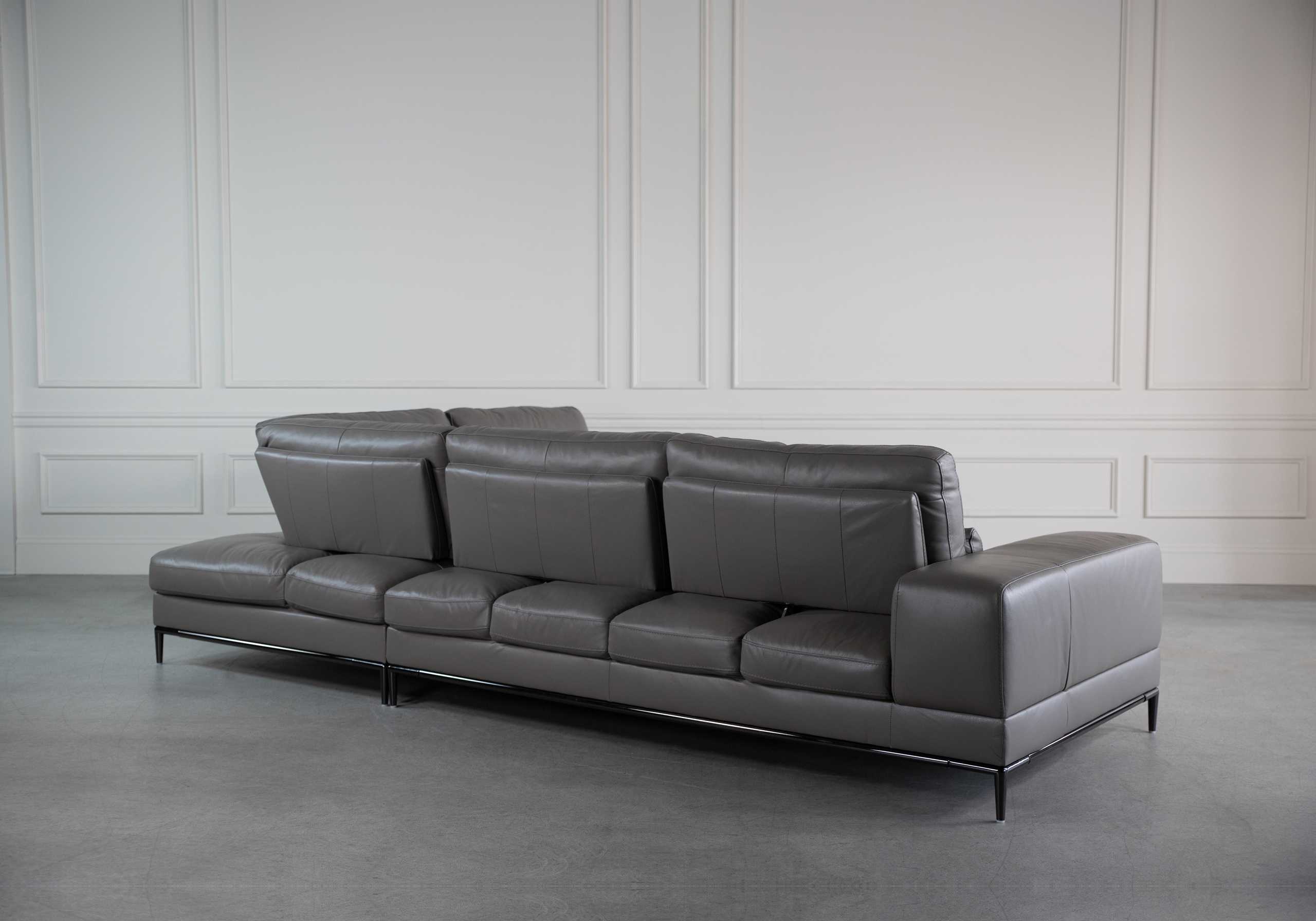 Kihei Sectional D.Grey M55 Back Kihei Sectional D.Grey M55 Back