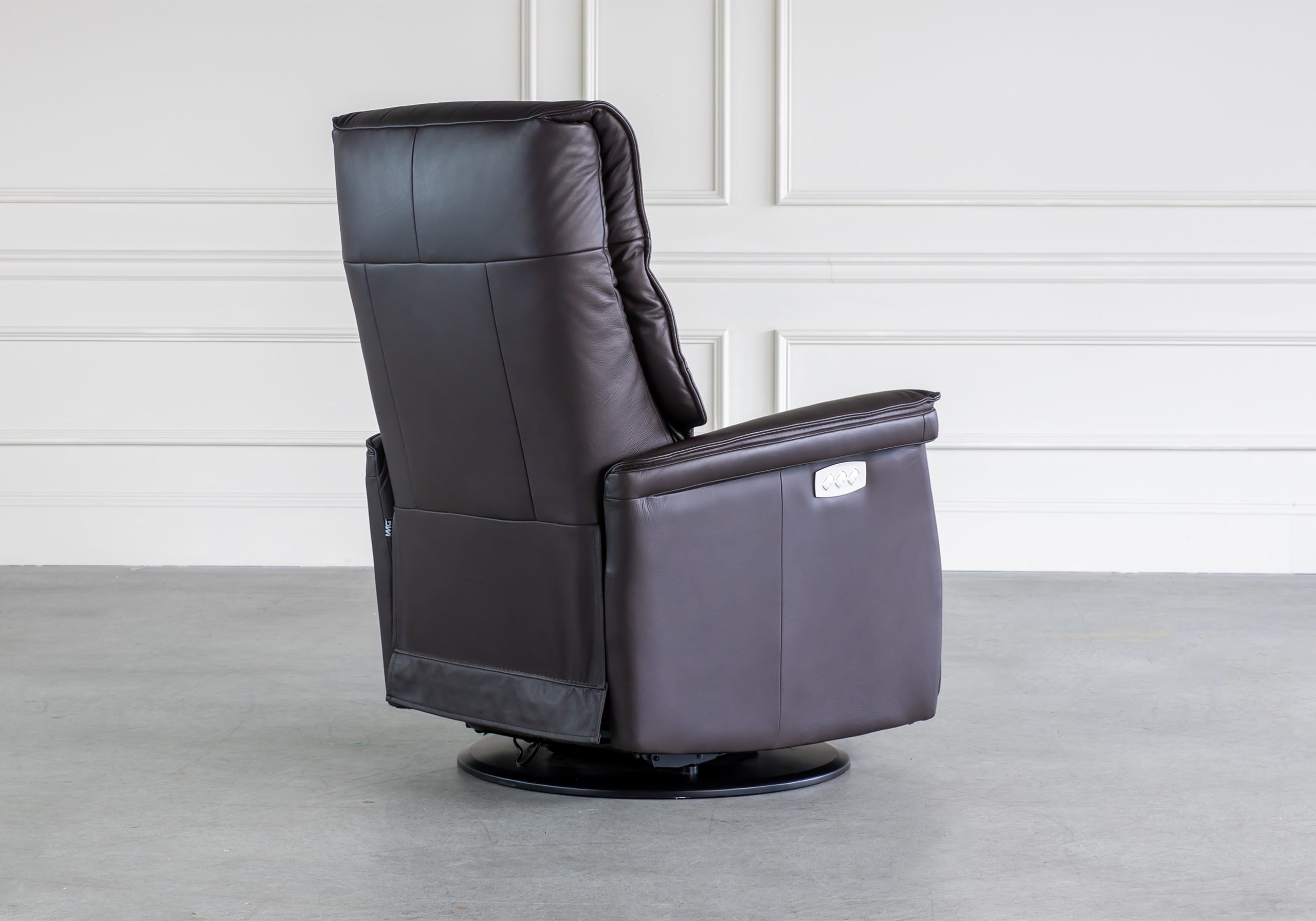 Chelsea Recliner Trend Chocolate Back Chelsea Recliner Trend Chocolate Back