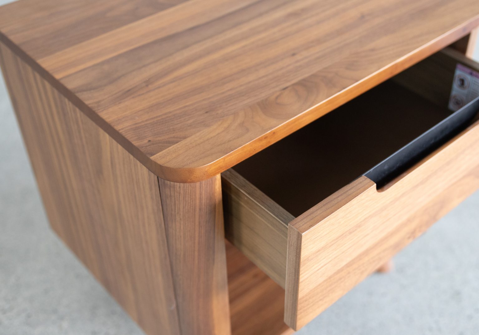 Tahoe Nightstand Detail 3
