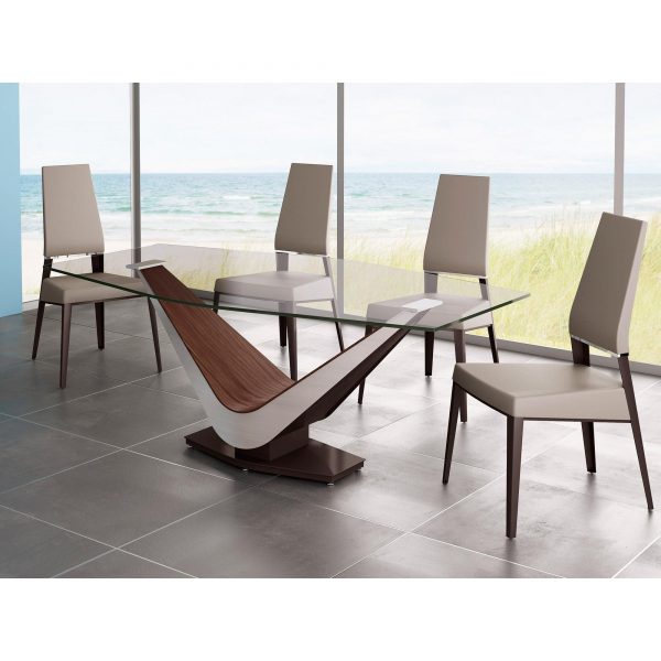 Elite Modern Victor Dining Table in dining room with chairs