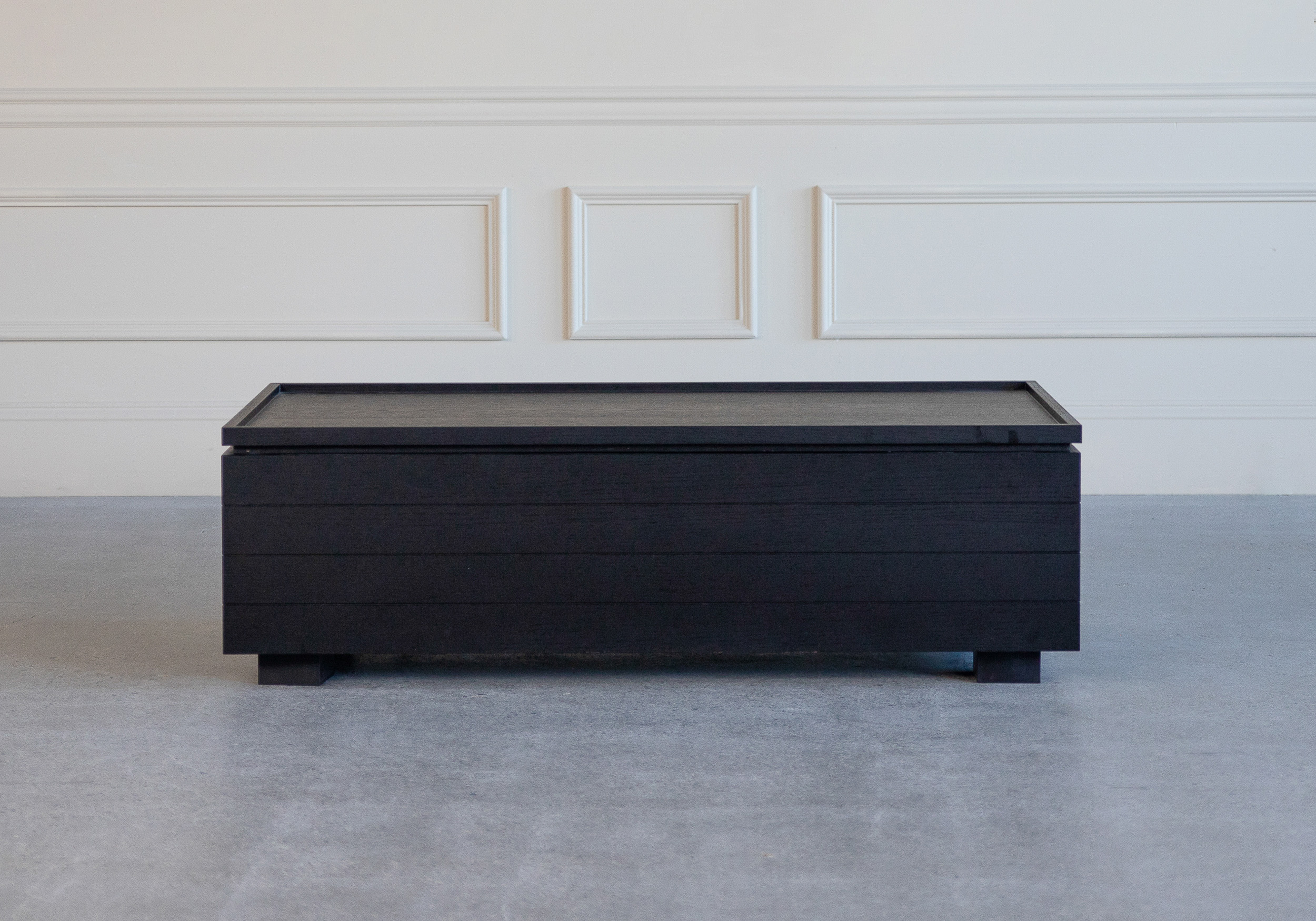 dallas coffee table featured