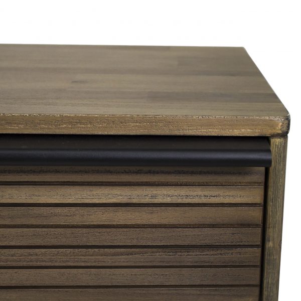 Crest Double Dresser, Close Up