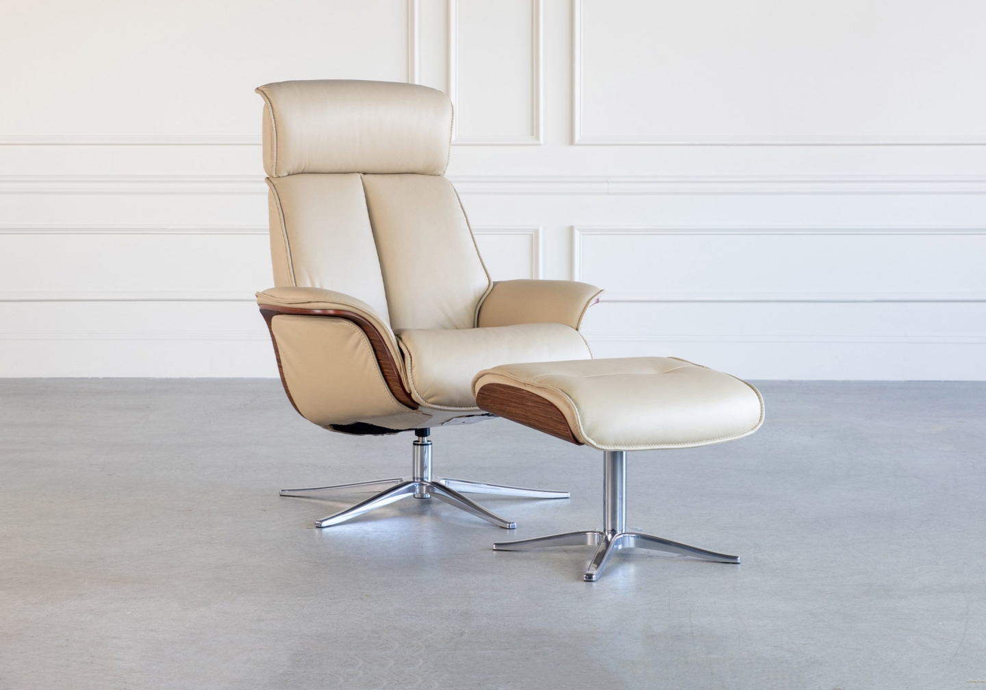 Space 5400 Beige Angle