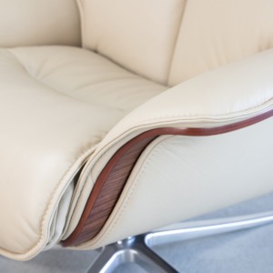 Space 5400 Beige Close Up