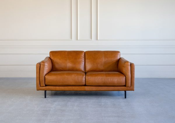 jesper-loveseat-front-caramel