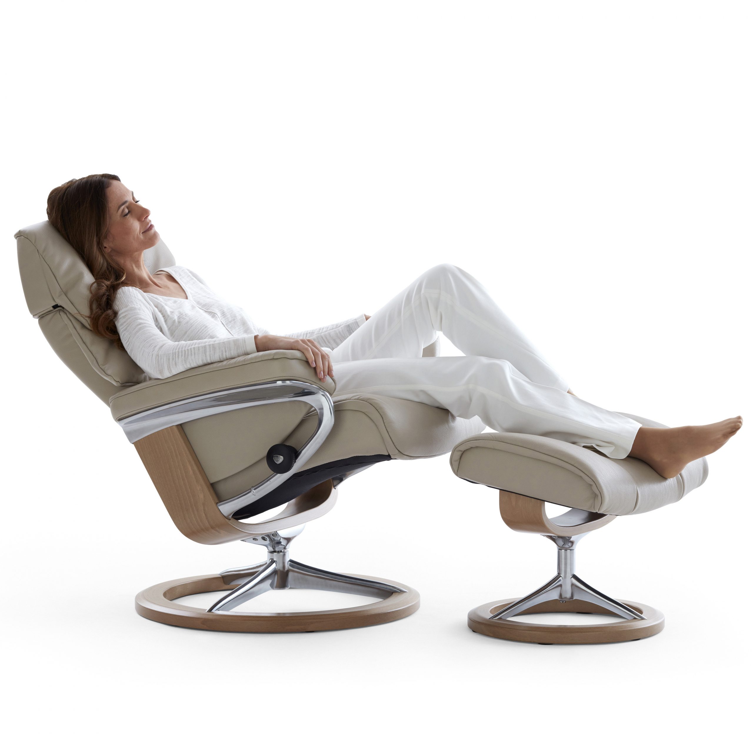 Stressless Ruby Recliner Signature Recline