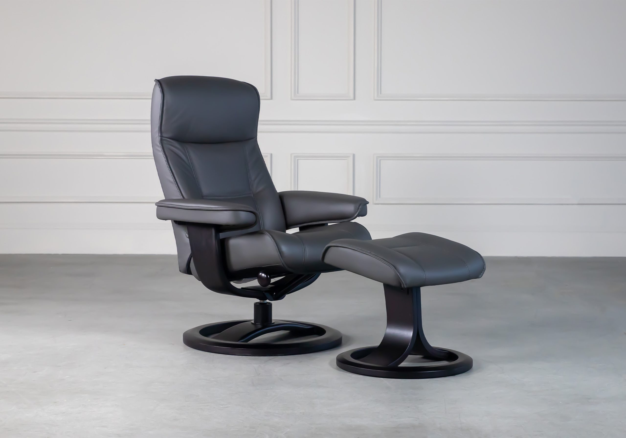 IMG Nordic 21 Leather Recliner ScanDesigns Furniture