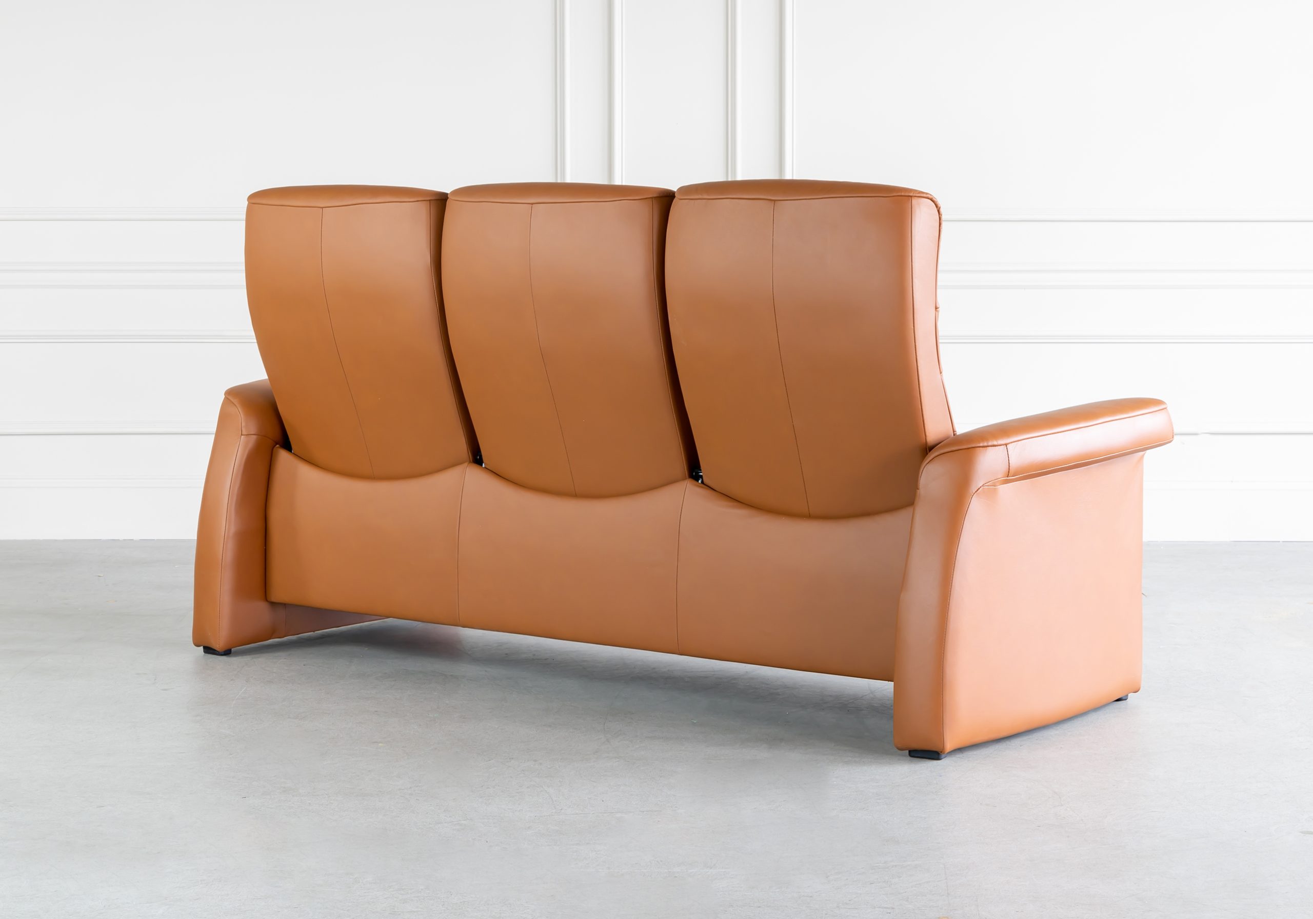 Stressless Sapphire Sofa Paloma Cognac Back Stressless Sapphire Sofa Paloma Cognac Back