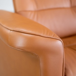 Stressless Sapphire Sofa Paloma Cognac Detail Stressless Sapphire Sofa Paloma Cognac Detail