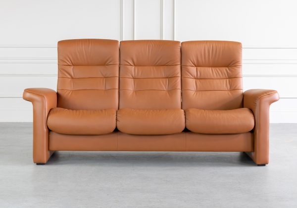 Stressless Sapphire Sofa in Paloma Cognac, Front