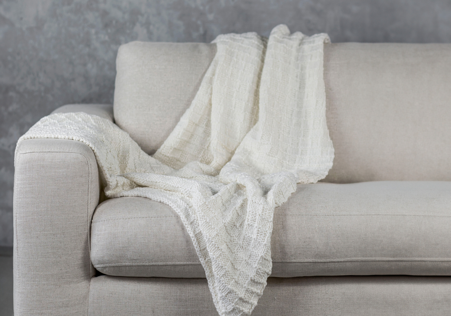 Basket Ivory Throw - Featured