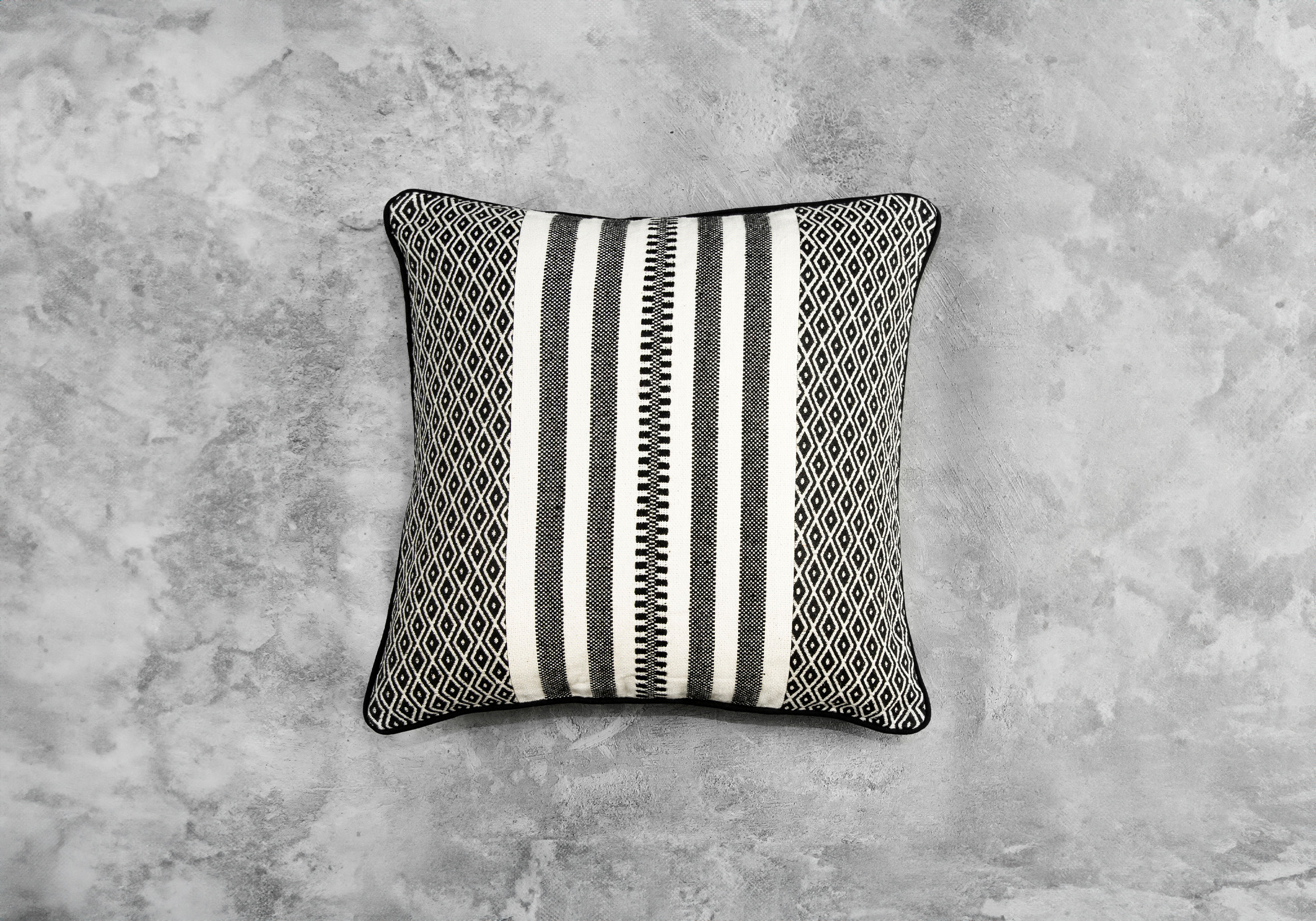 Pround Nat 20x20 Pillow - Top