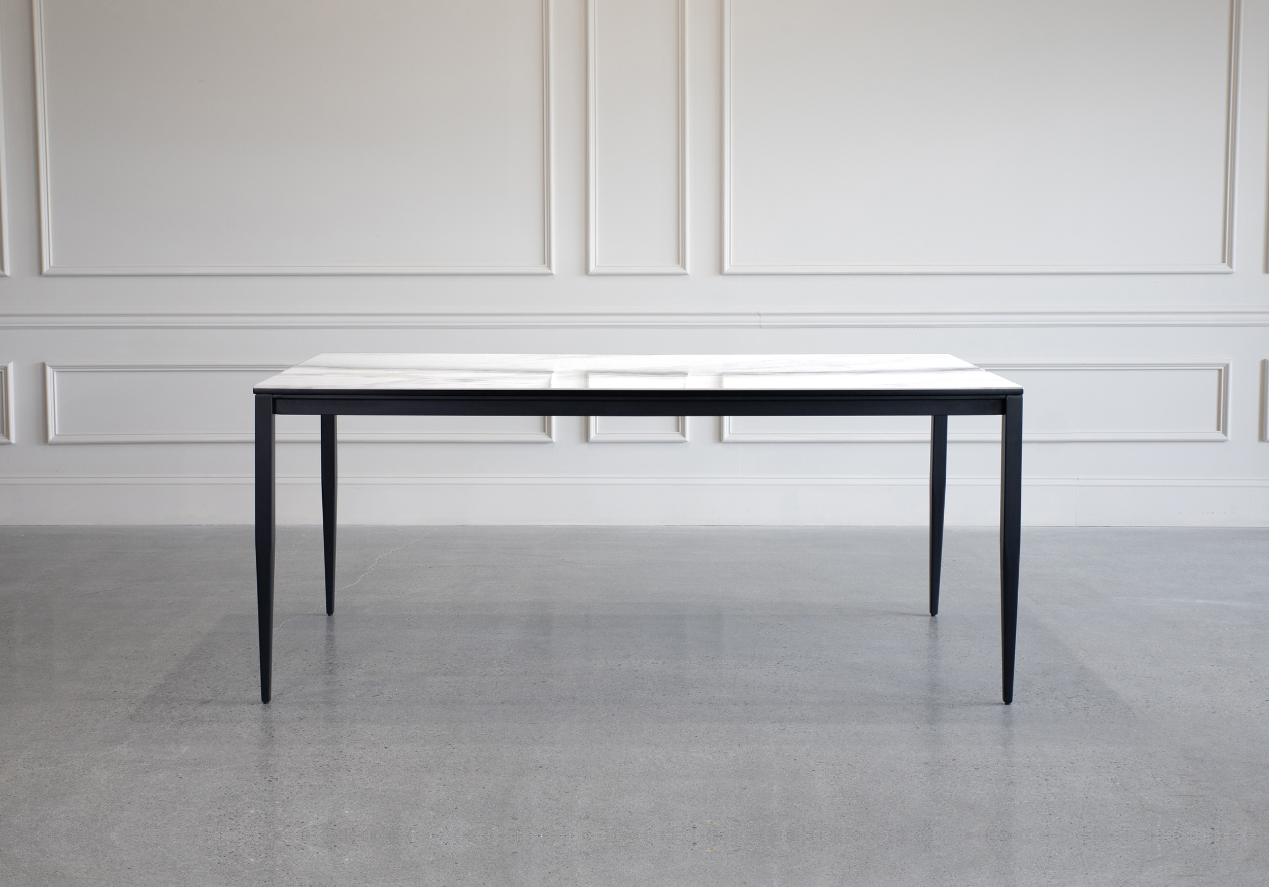 Mary Dining Table Front 2