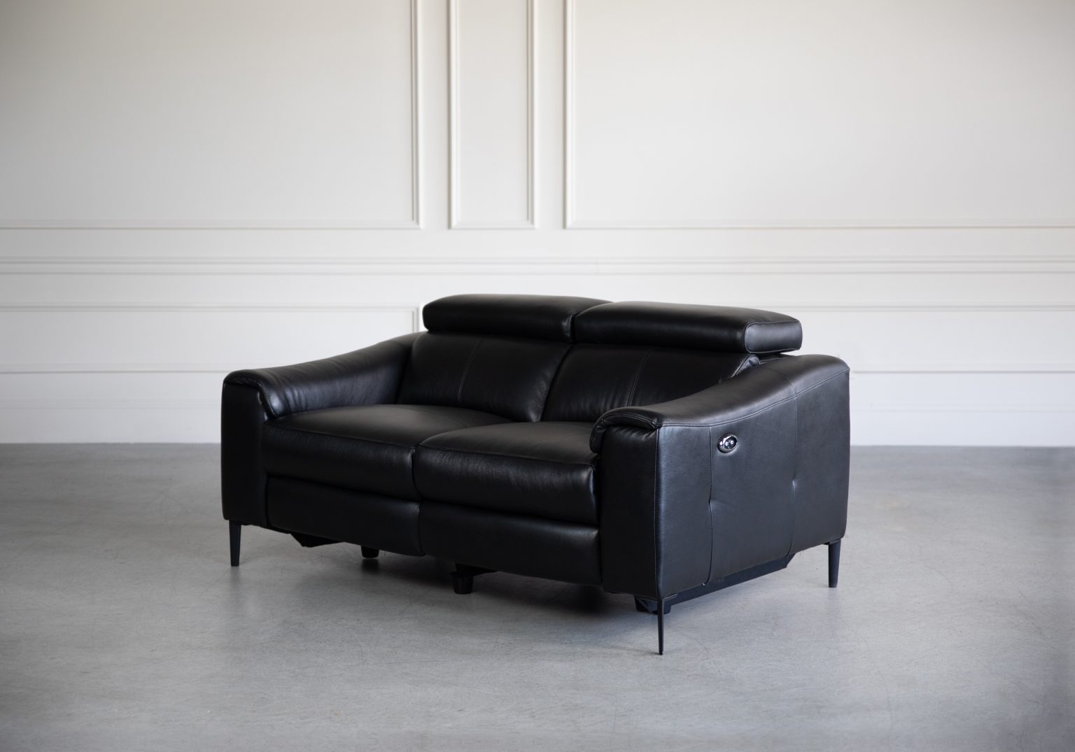 barclay loveseat black angle