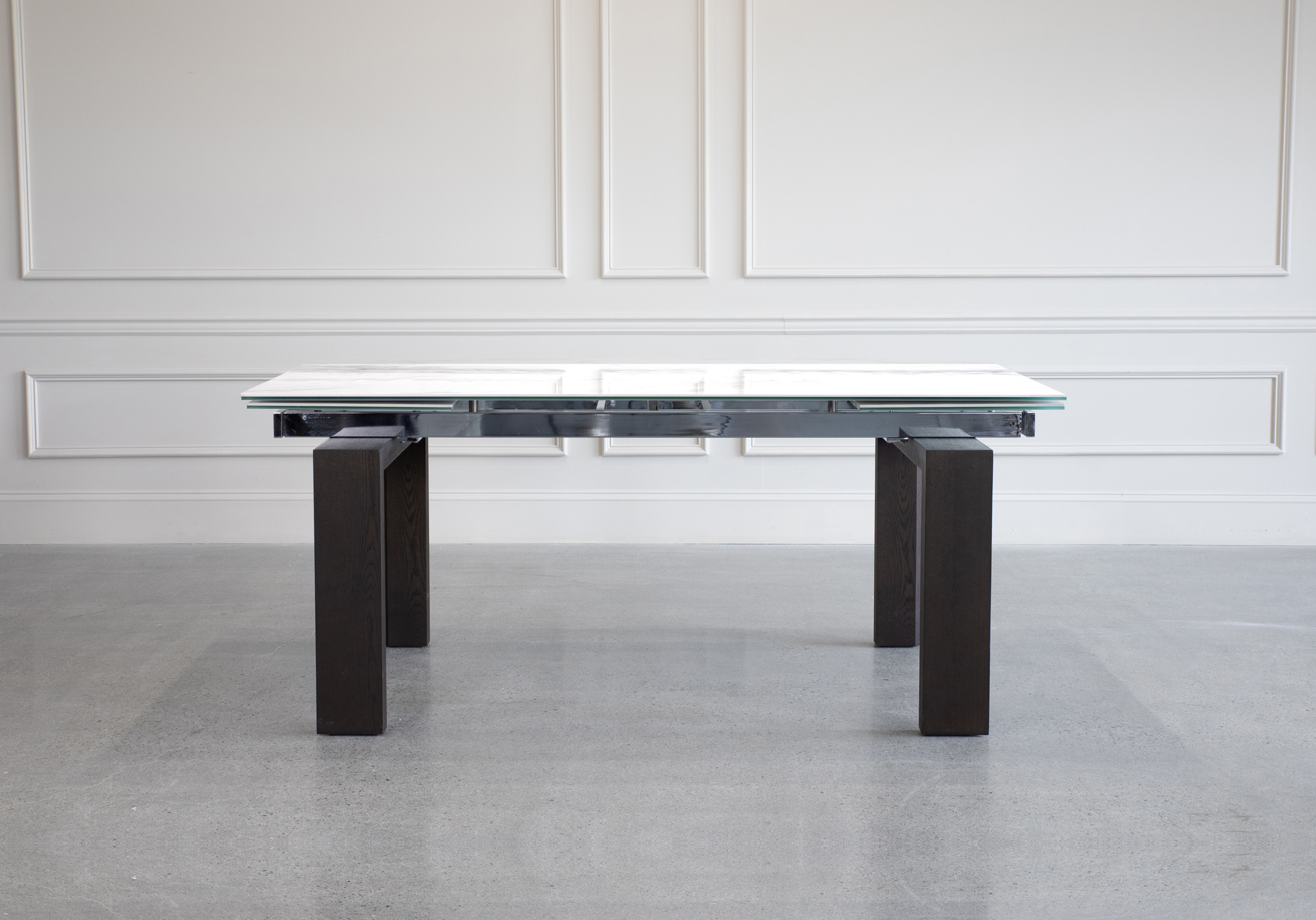 Potrero Dining Table White Ceramic Wenge Front 1