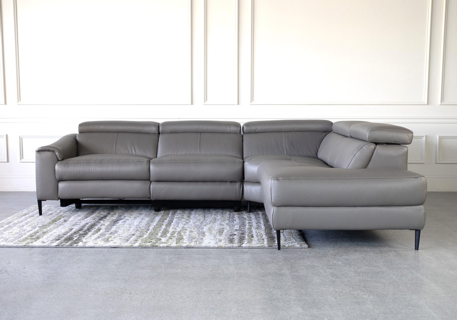 Barclay Sectional Grey Front SR