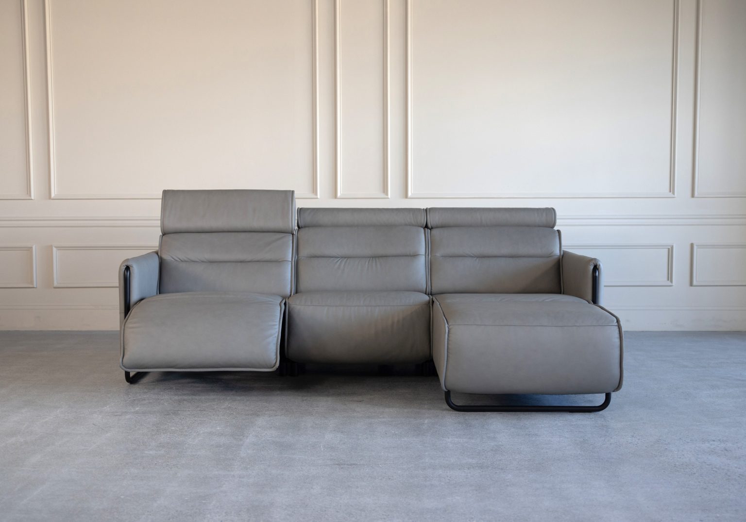 Emily Sectional Paloma Silver Grey Black Front Recline