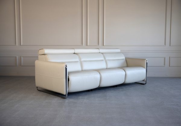 Emily Sofa in Paloma L.Grey, Angle