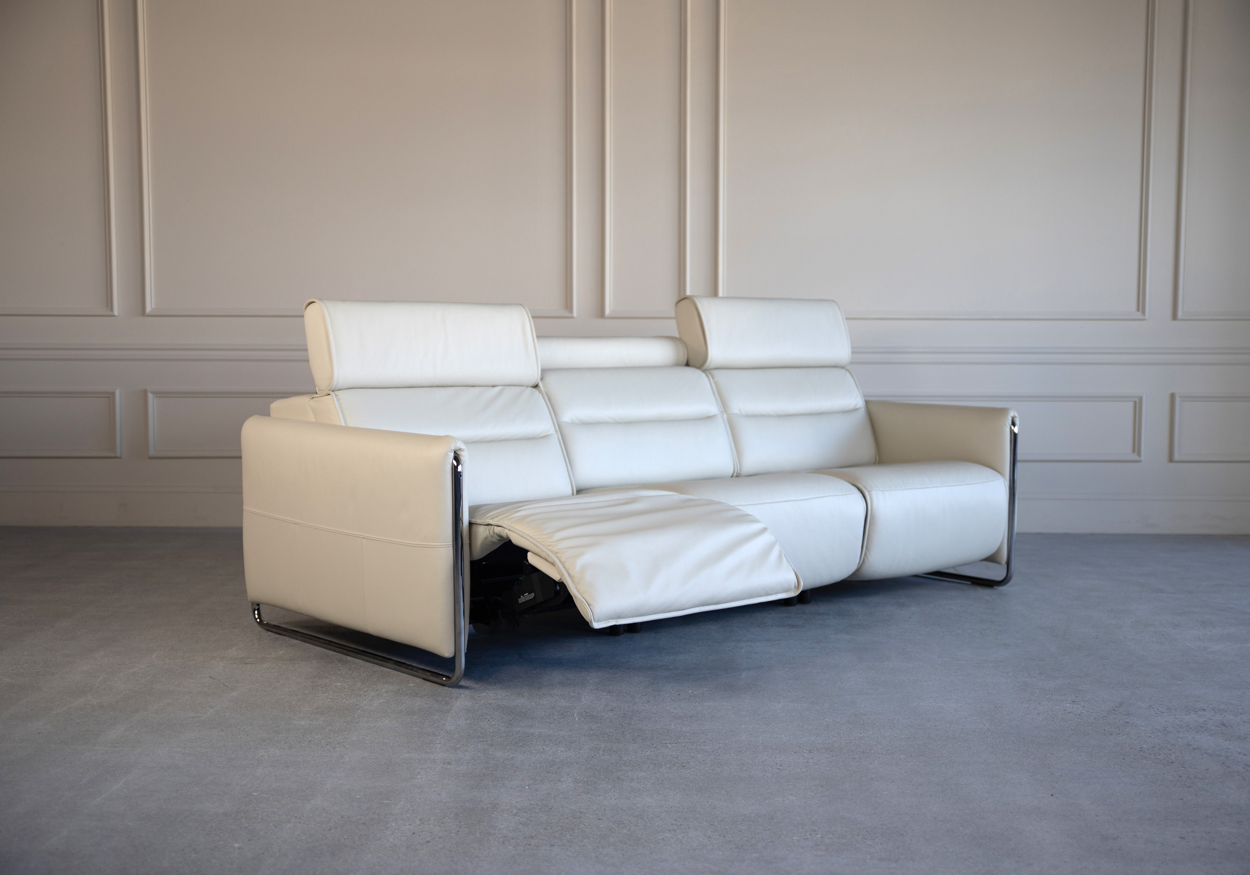 Emiliy Sofa Paloma L.Grey Angle Recline Emiliy Sofa Paloma L.Grey Angle Recline