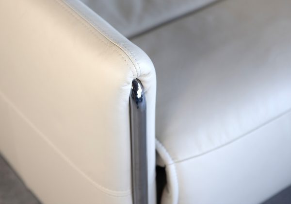 Emily Sofa in Paloma L.Grey, Detail