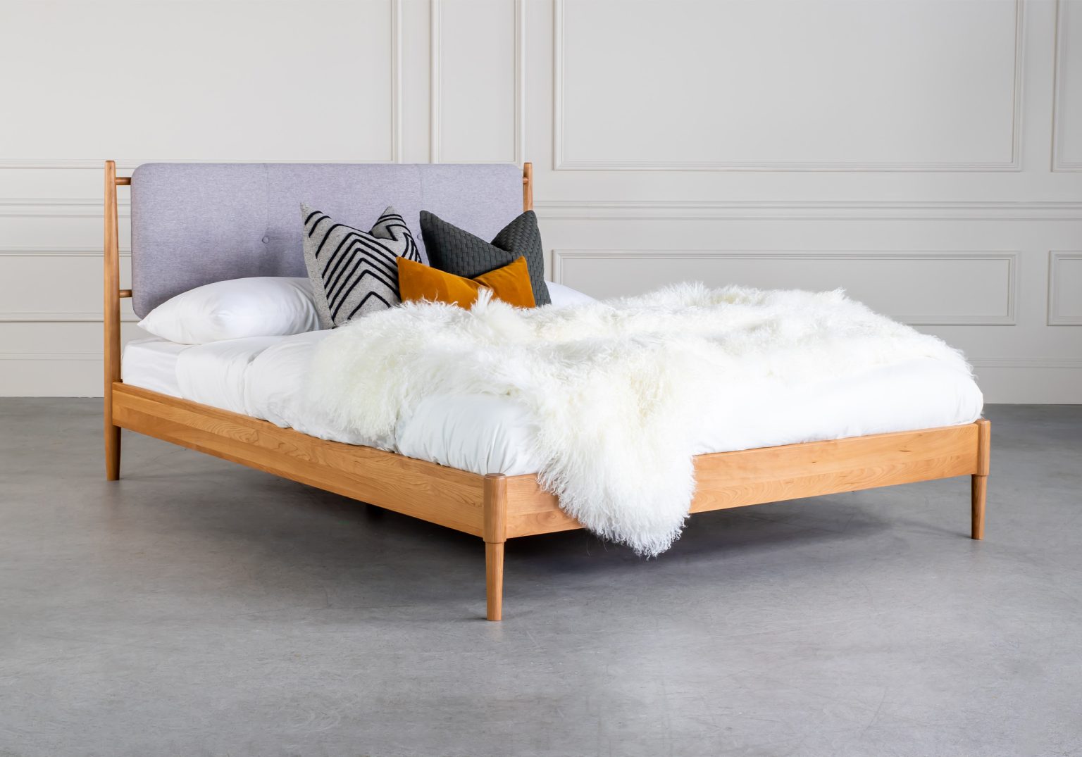 Axel Bed Cherry Angle
