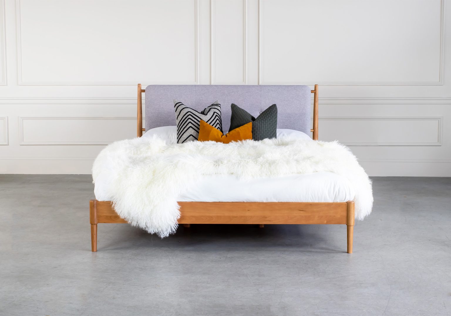 Axel Bed Cherry Front