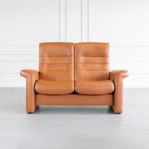 Stressless Sapphire Loveseat Paloma Cognac Front Featured