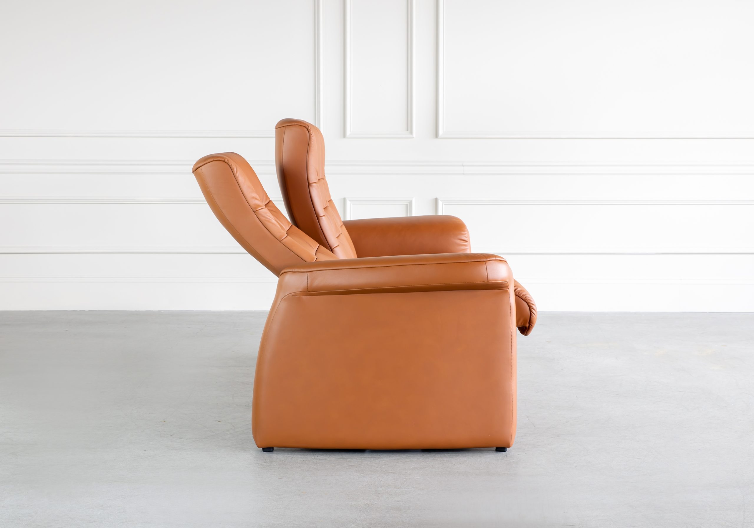 Stressless Sapphire Loveseat Paloma Cognac Side Recline Stressless Sapphire Loveseat Paloma Cognac Side Recline