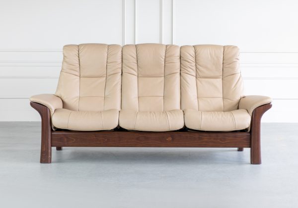 Stressless Windsor Sofa in Paloma Sand and Walnut, Front