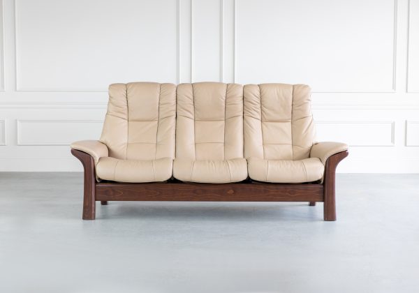 Stressless Windsor Sofa in Paloma Sand and Walnut, Front