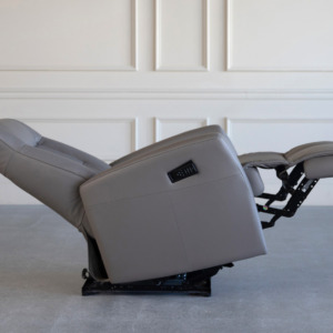 Bergen Recliner Iron Side Full Recline Bergen Recliner Iron Side Full Recline