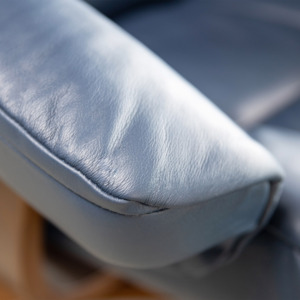 Magic Recliner Midnight Close Up Magic Recliner Midnight Close Up