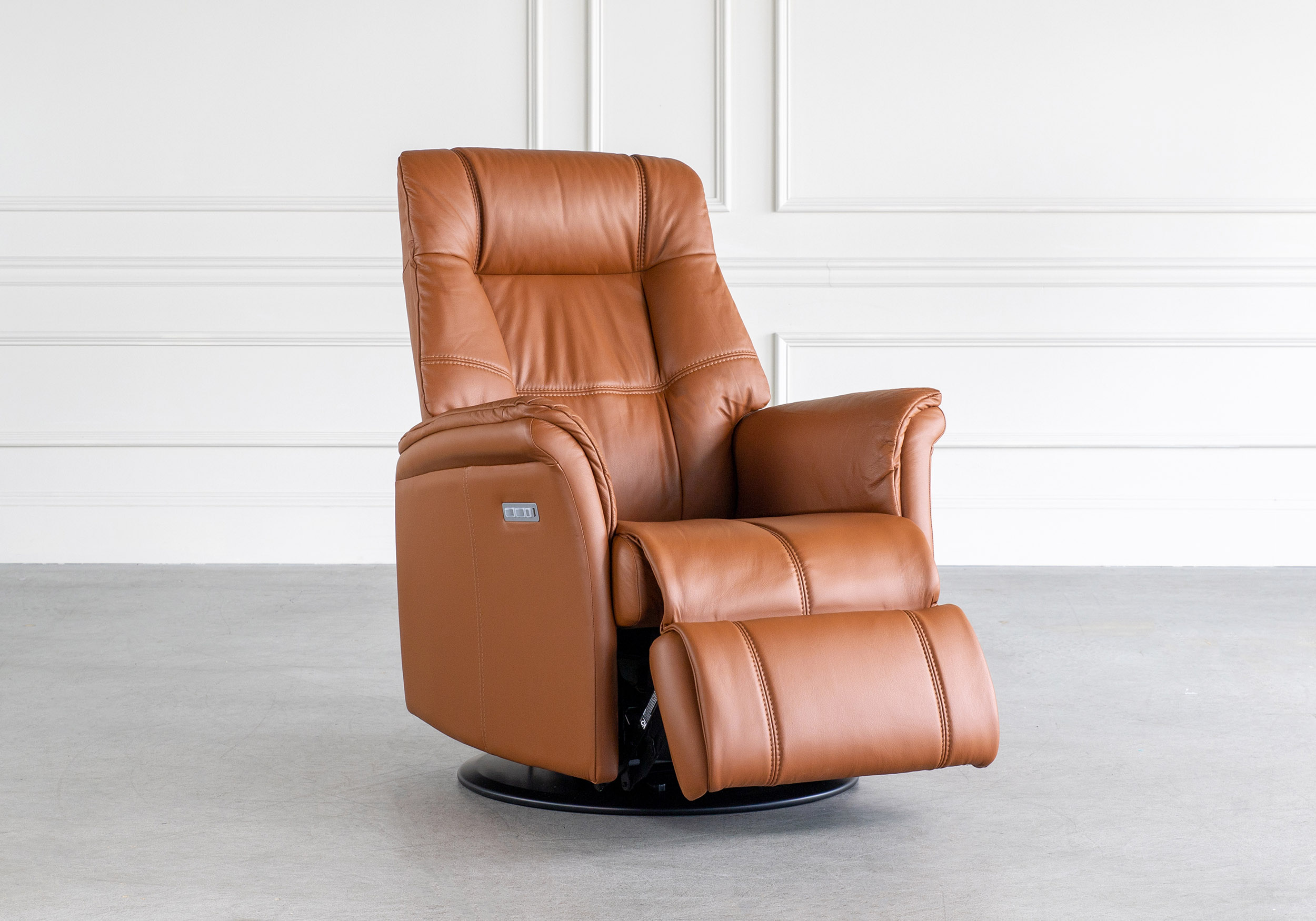 Viking Leather Power Recliner ScanDesigns Furniture