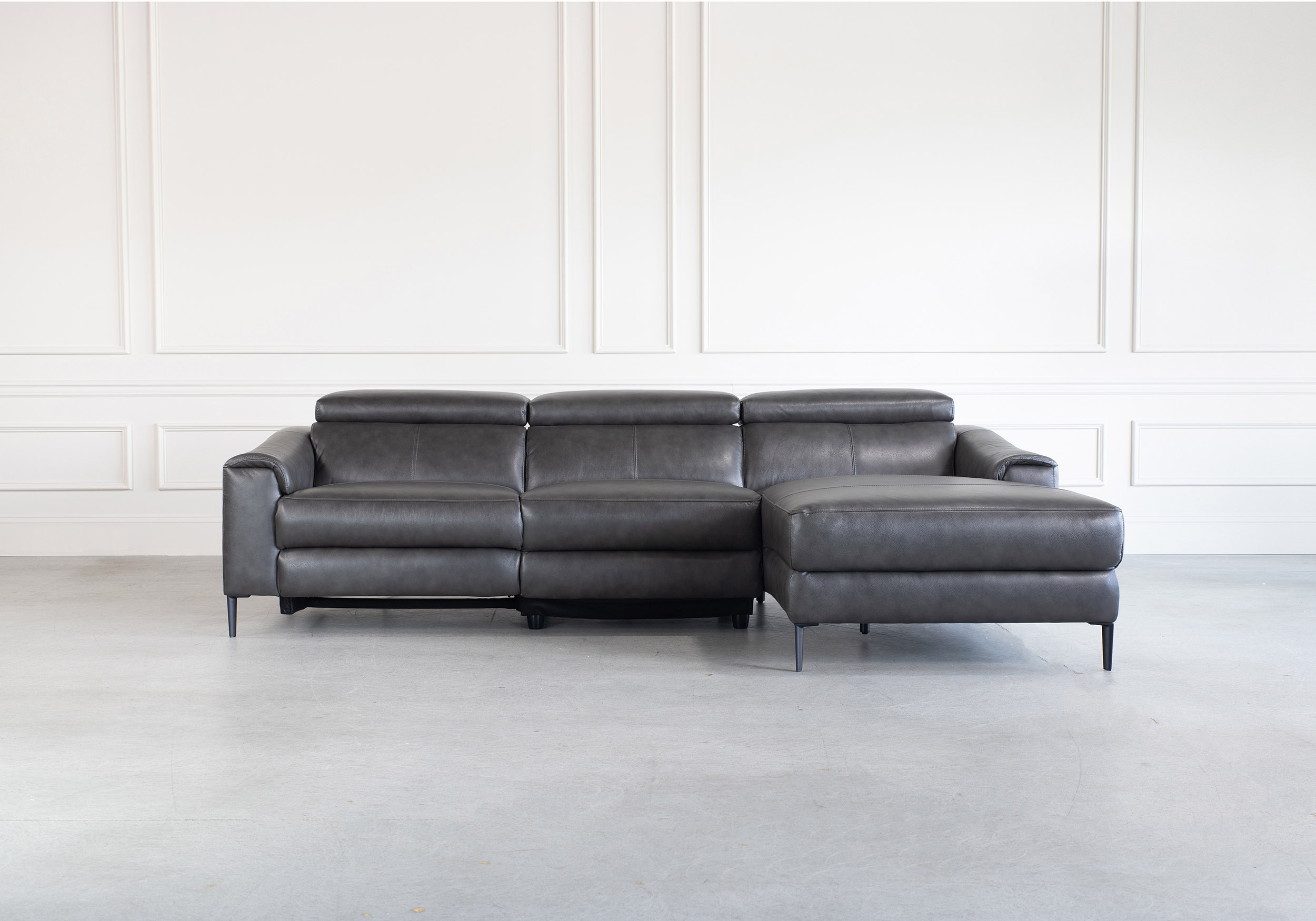 Barclay Small Sectional Charcoal Grey Front SR