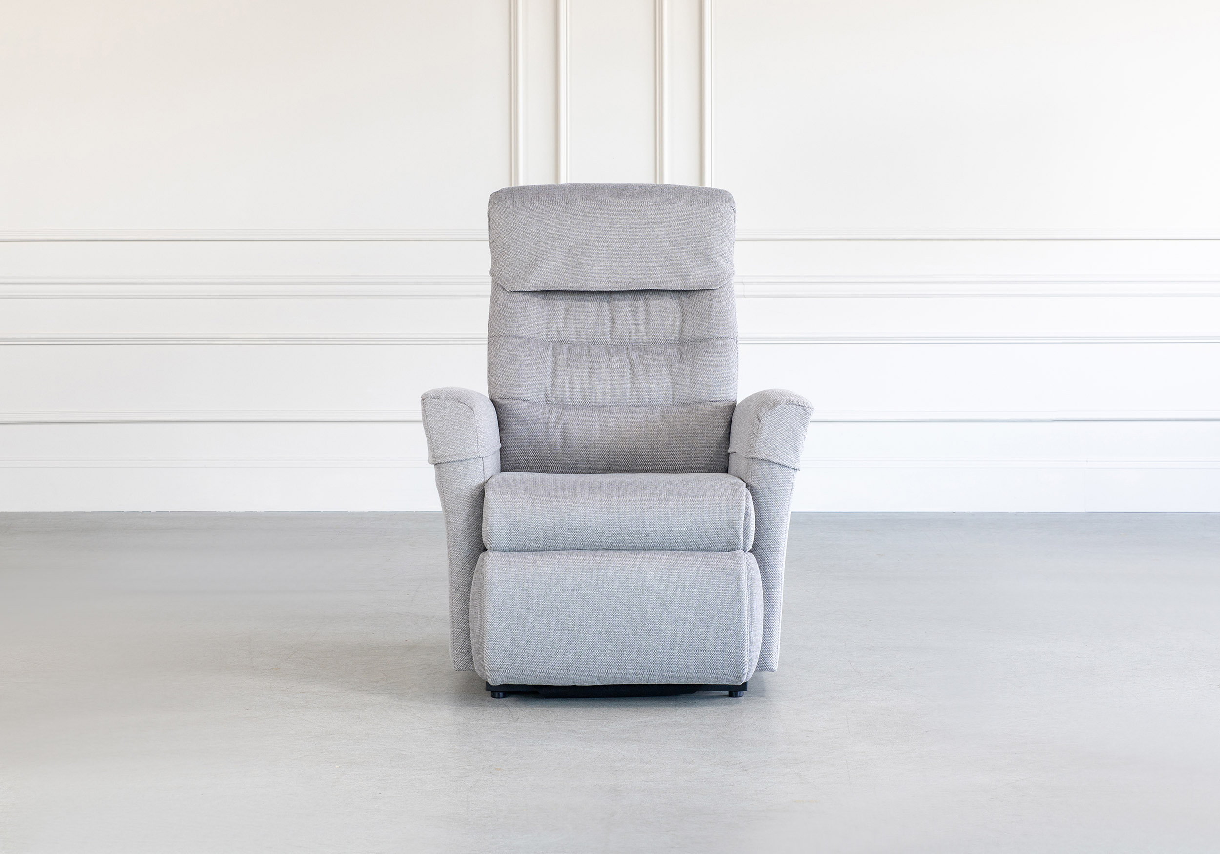 Queen Power Lift Recliner Ultra Nickel Front