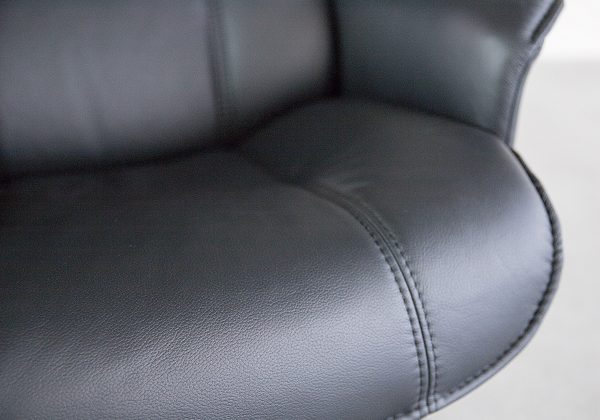 Nordic21 Office Chair in Black, Detail