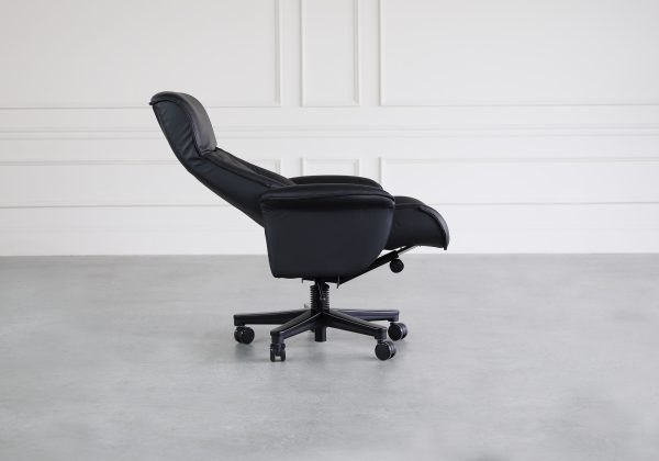 Nordic21 Office Chair in Black, Side, Reclined