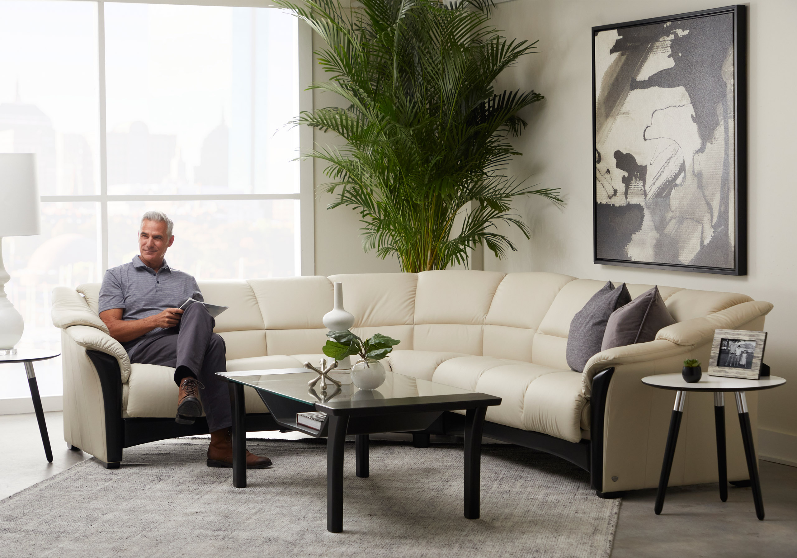 Oslo Sectional Light Grey Wenge Guy