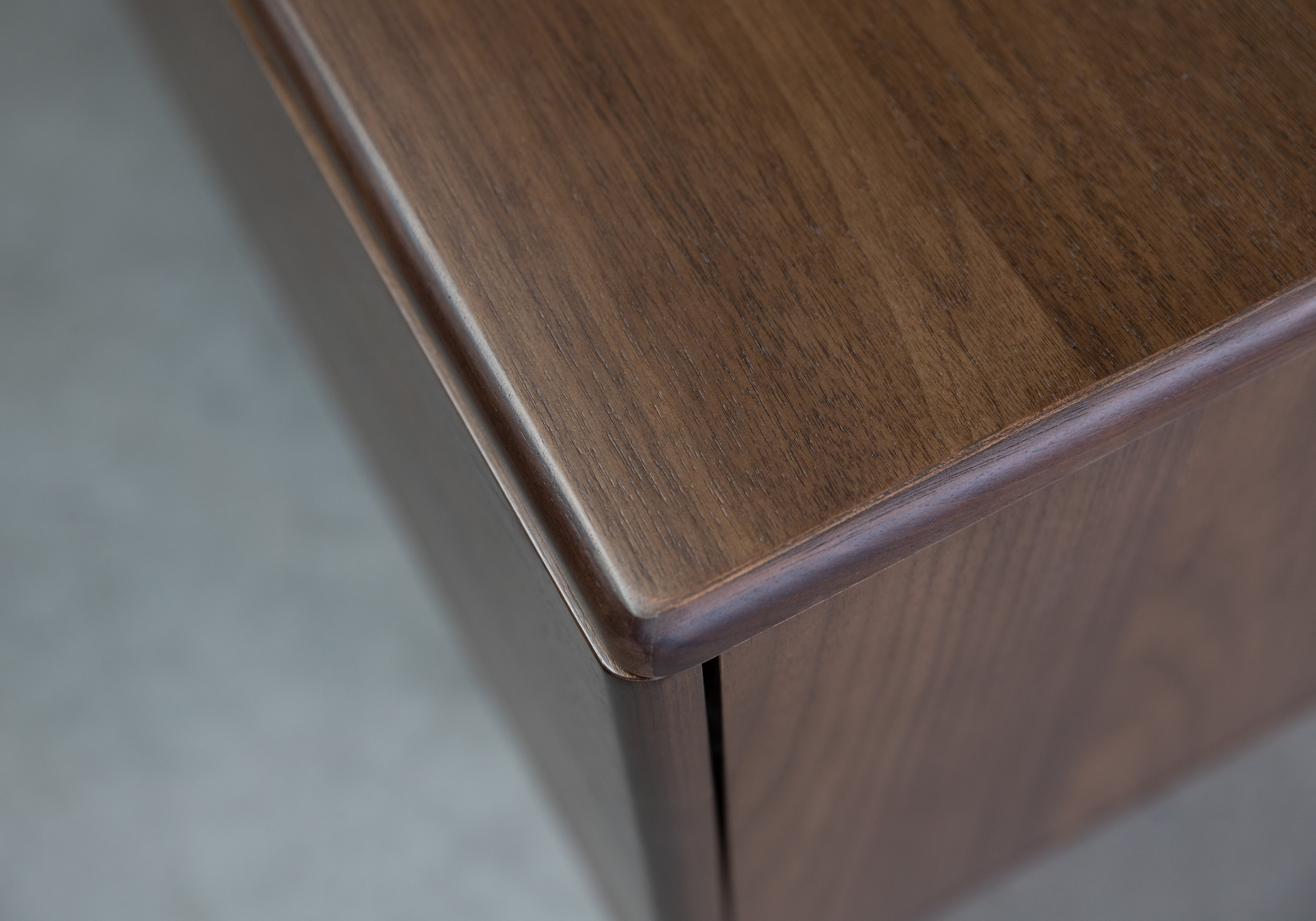 X Ray TV Unit Walnut Close X Ray TV Unit Walnut Close