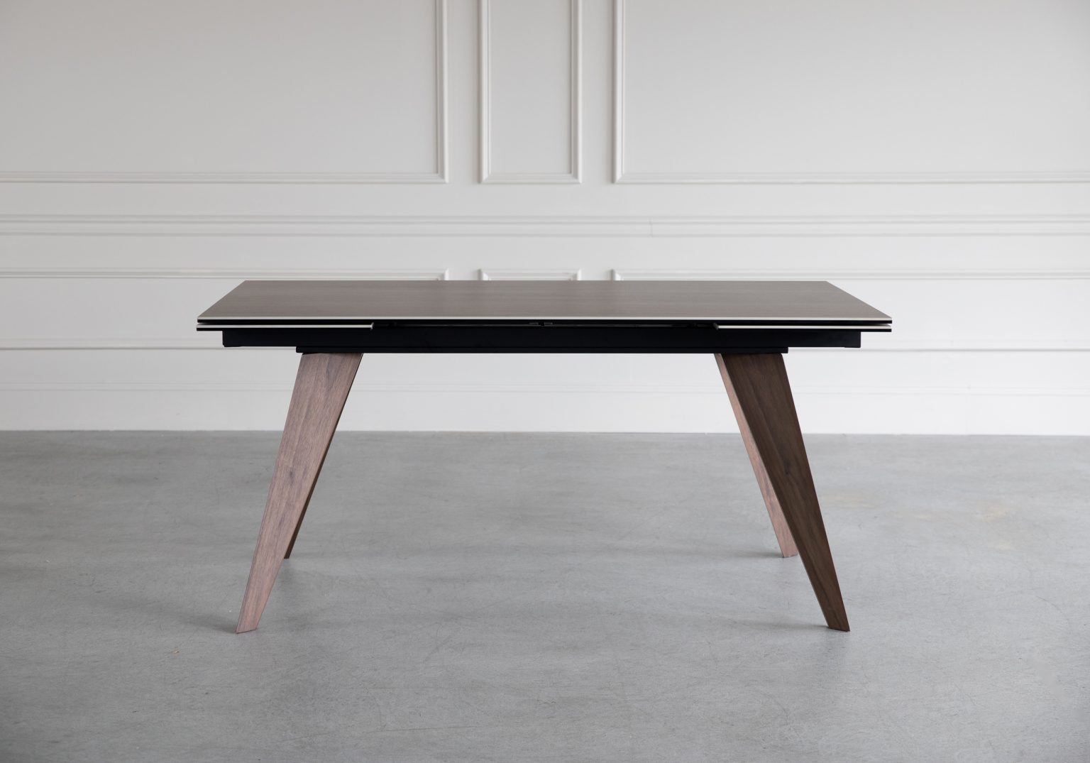 Albert Dining Table Walnut Ceramic Walnut Front