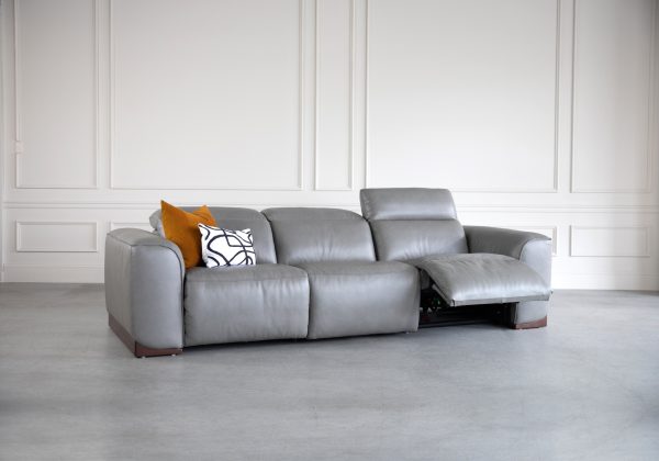 Karl Large Pwr. Sofa in LGrey U71, Angle, One Recline