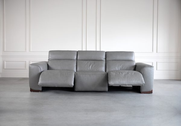 Karl Large Pwr. Sofa in LGrey U71, Front, 2 Recliners, All Heads Up
