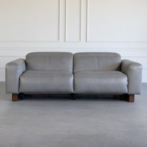 Wendy Sofa in L.Grey, Front