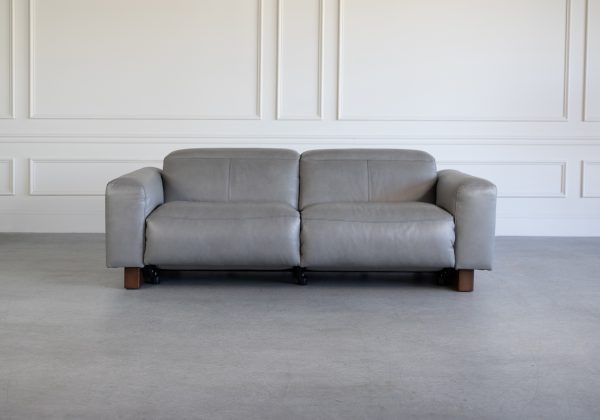 Wendy Sofa in L.Grey, Front