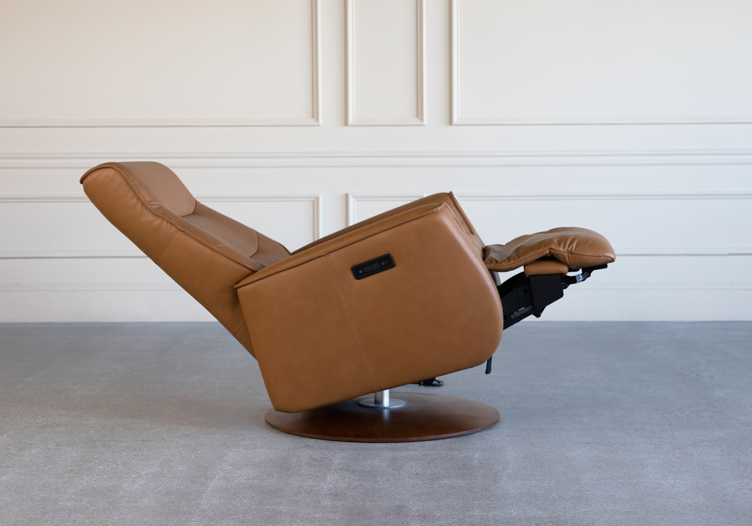 valetta leather recliner side 2 valetta leather recliner side 2