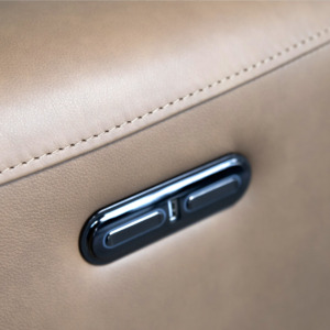 Cardero Loveseat Butter Details Cardero Loveseat Butter Details