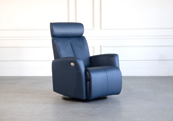 Cobra Recliner in Midnight, Angle