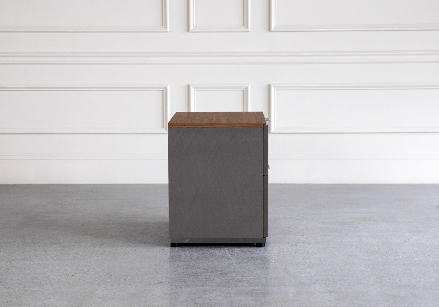 fifth avenue nightstand side