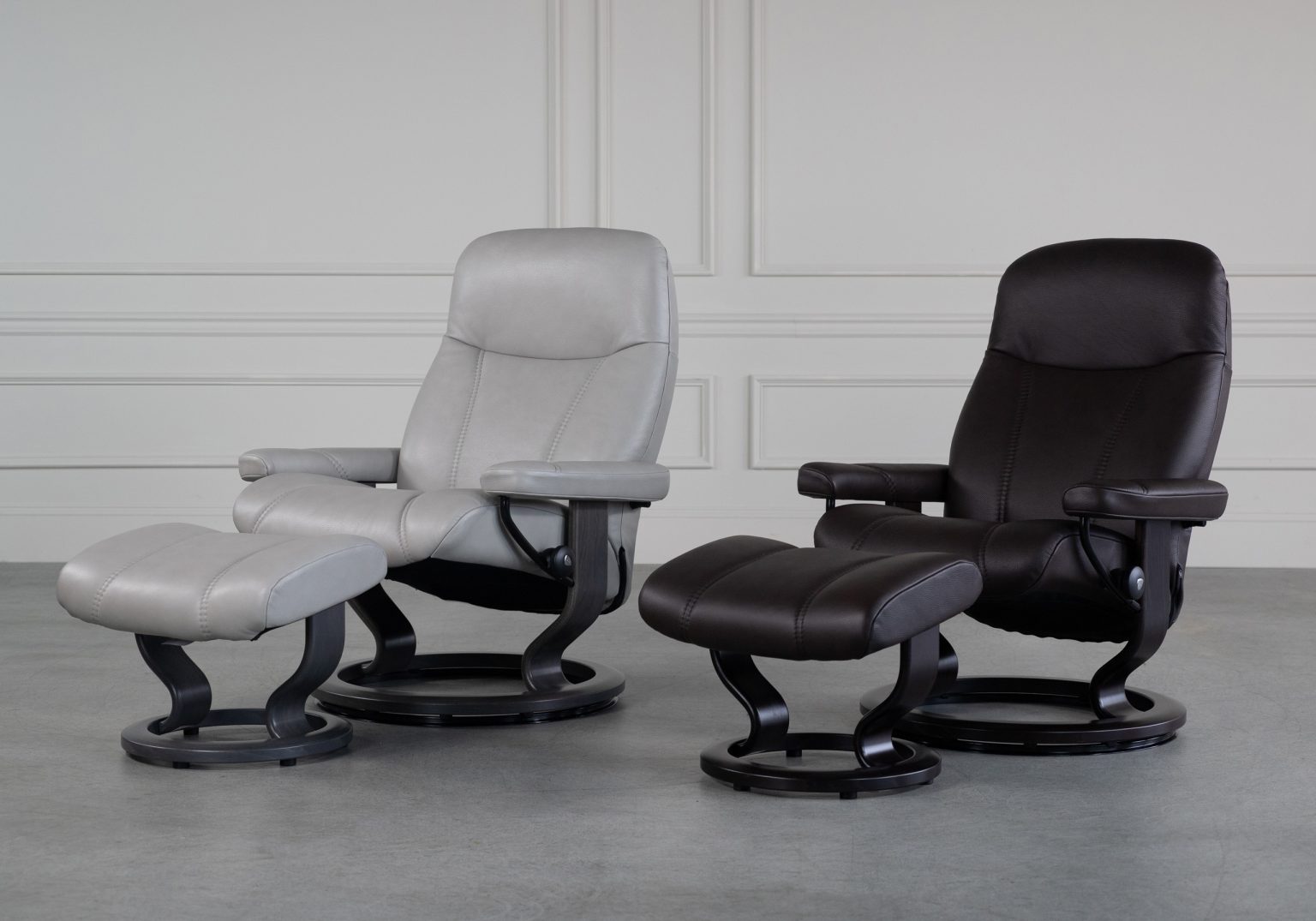Stressless Consul Cori Brown Light Grey Pair