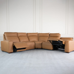 Rose-Sectional-Antelope-Leather-Recline-Detail
